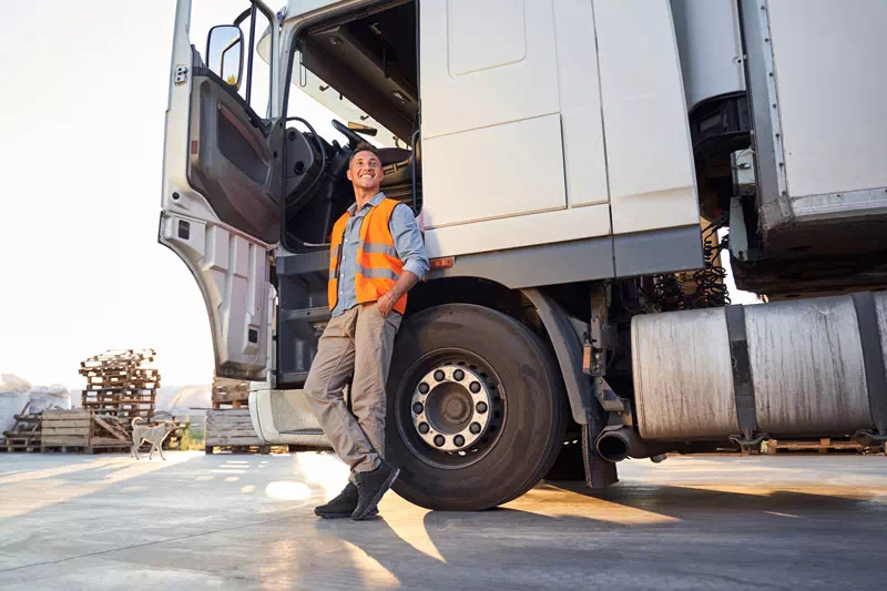 Autotrasportatore-per-trasporti-e-logistica-dell-allestimento-di-fiere-e-grandi-eventi Autotrasportatore per trasporti e logistica dell’allestimento di fiere e grandi eventi