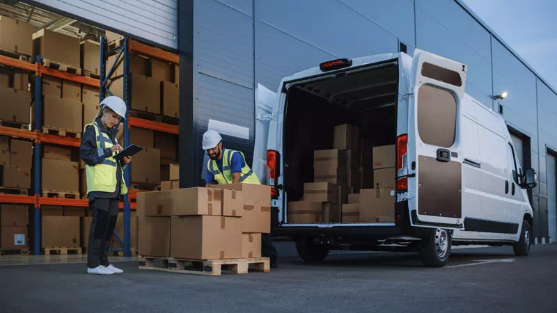 Magazzino-per-spedizioni-di-TSL-International-Srl-per-i-trasporti-collettame-in-groupage Magazzino per spedizioni di TSL International Srl per i trasporti collettame in groupage
